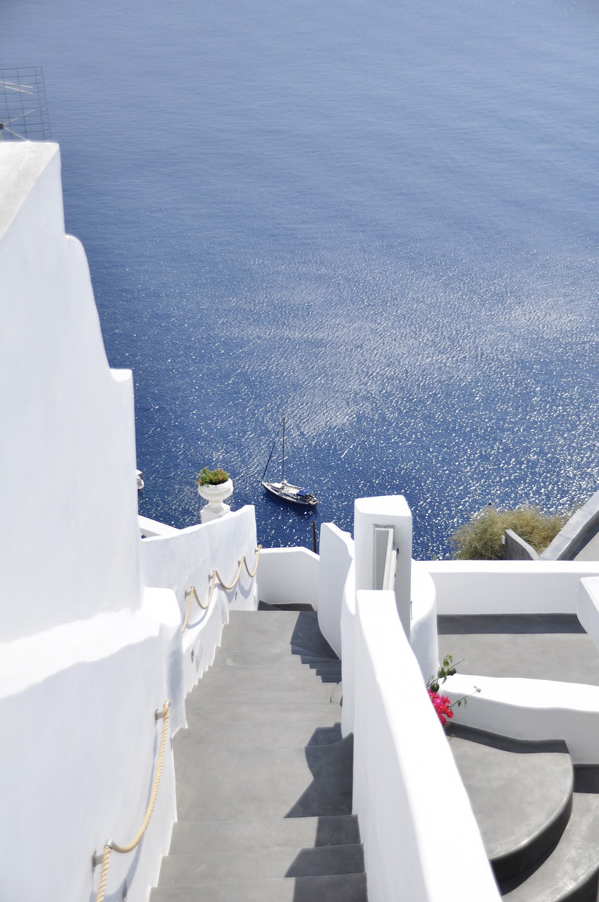Stunning caldera views with whitewashed buildings in Santorini.