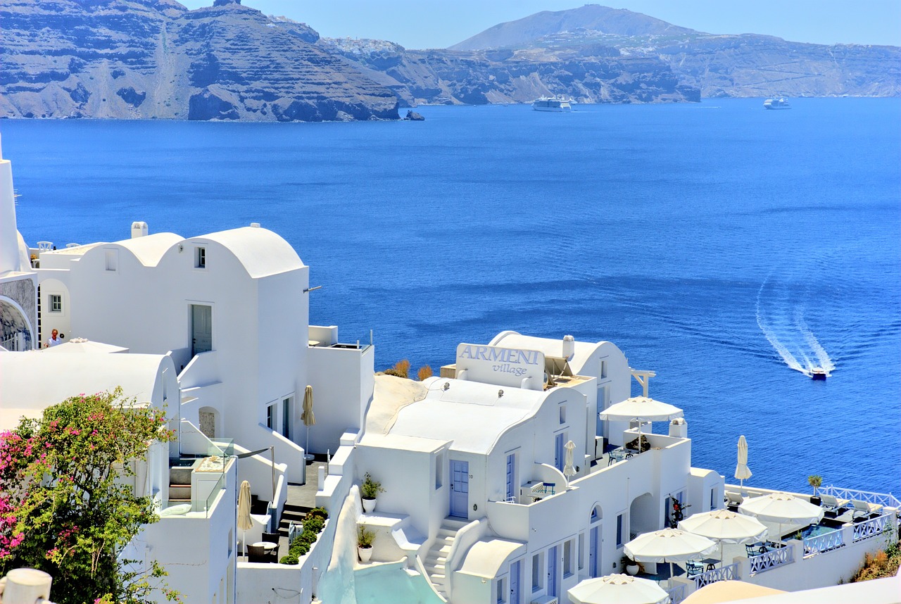 Breathtaking sunset view from Oia, Santorini's most iconic spot.